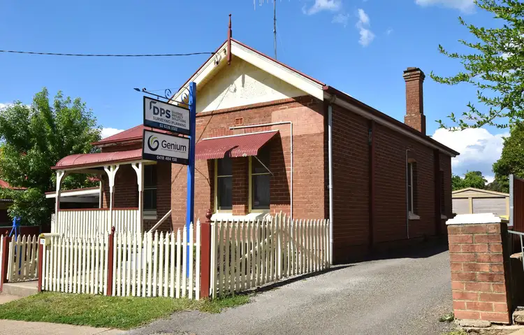 10 Crago Street, Yass NSW 2582