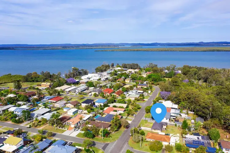 27 Phillip Street, Redland Bay QLD 4165