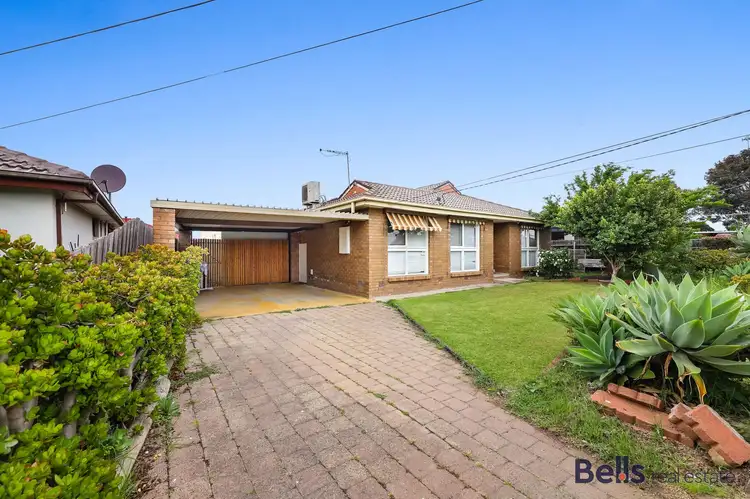 19 Newbury Street, Deer Park VIC 3023
