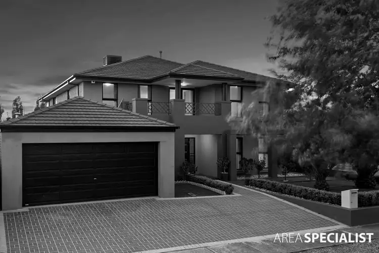 2 Grainger Circuit, Point Cook VIC 3030