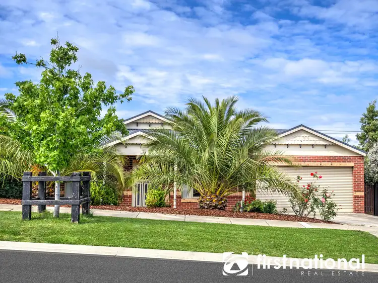 34 Windermere Boulevard, Pakenham VIC 3810