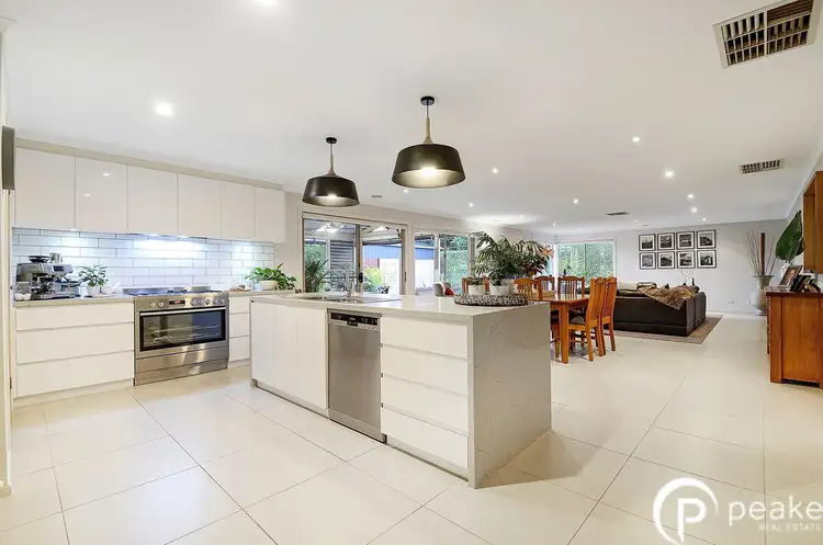 Sixth view of Homely house listing, 7 Ludlow Court, Beaconsfield VIC 3807