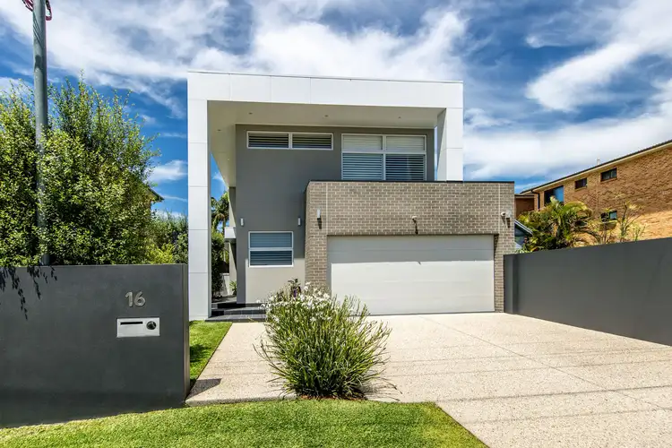 16 Selwyn Street, Merewether NSW 2291