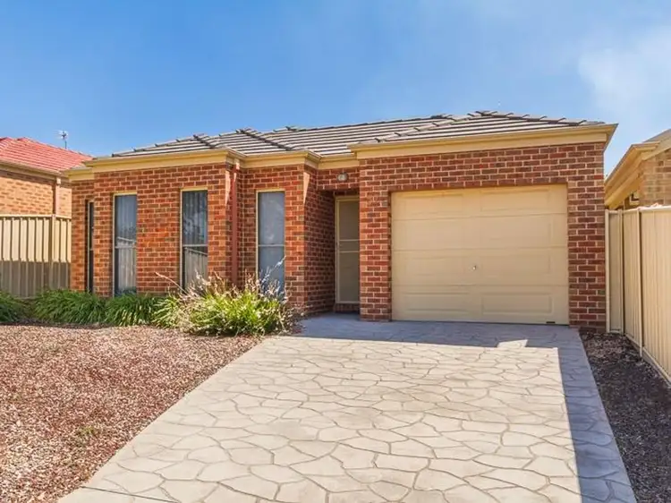 57 Holmes Road, Long Gully VIC 3550