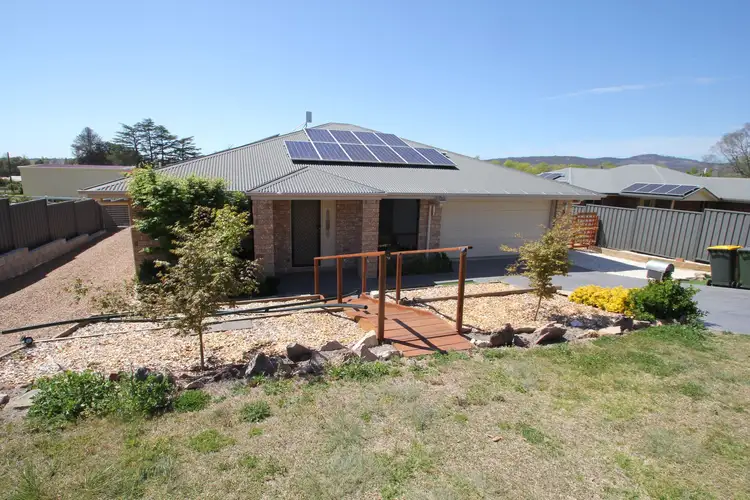 57 George Street, Tenterfield NSW 2372