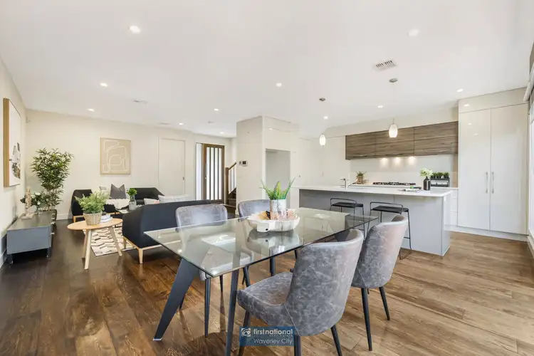 Main view of Homely townhouse listing, 2/21 Scott Grove, Burwood VIC 3125
