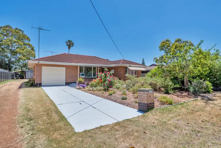 37 Congdon Avenue, Pinjarra WA 6208