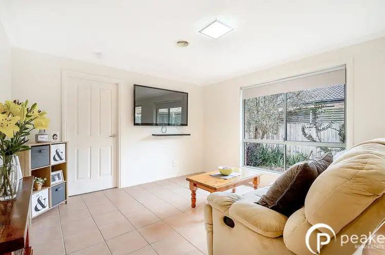 Fifth view of Homely house listing, 7 Retreat Circuit, Beaconsfield VIC 3807