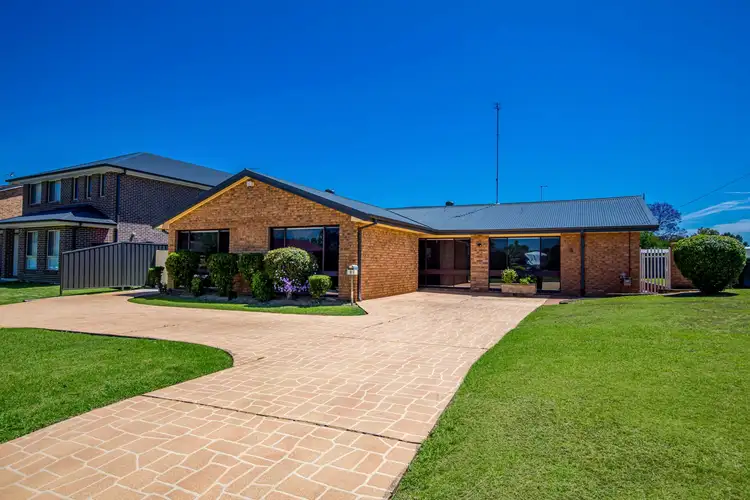 3 Willoring Crescent, Jamisontown NSW 2750