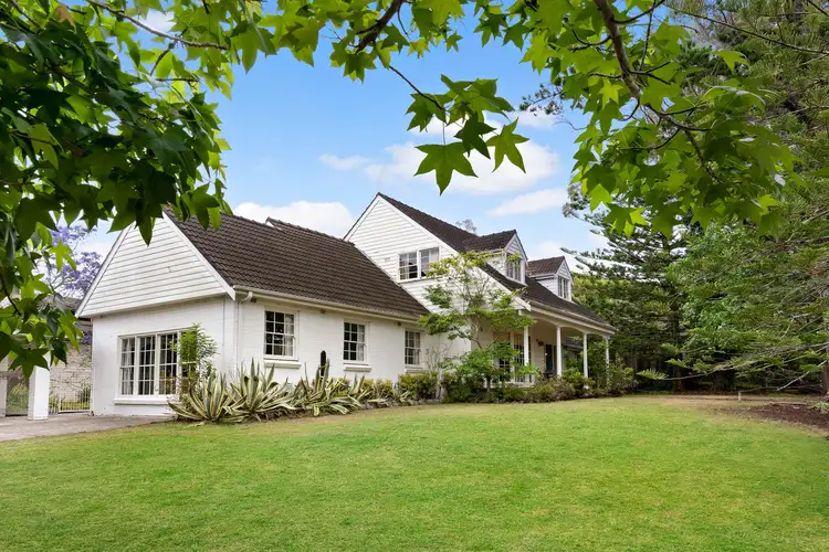 2 College Crescent, St Ives NSW 2075