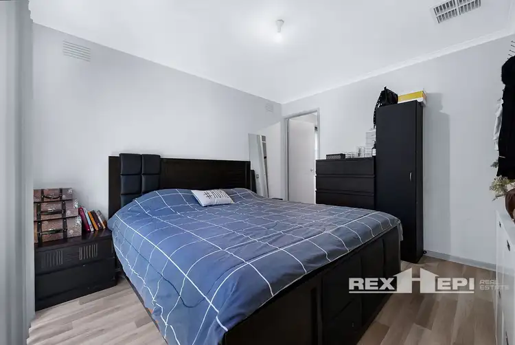 Sixth view of Homely house listing, 7 Fulham Court, Endeavour Hills VIC 3802