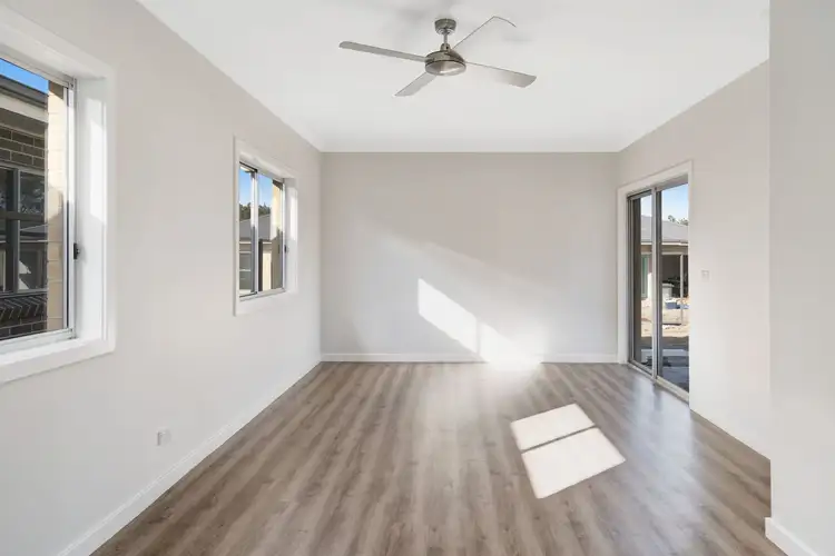 Fourth view of Homely house listing, 2/40 Diamond Circuit, Rutherford NSW 2320