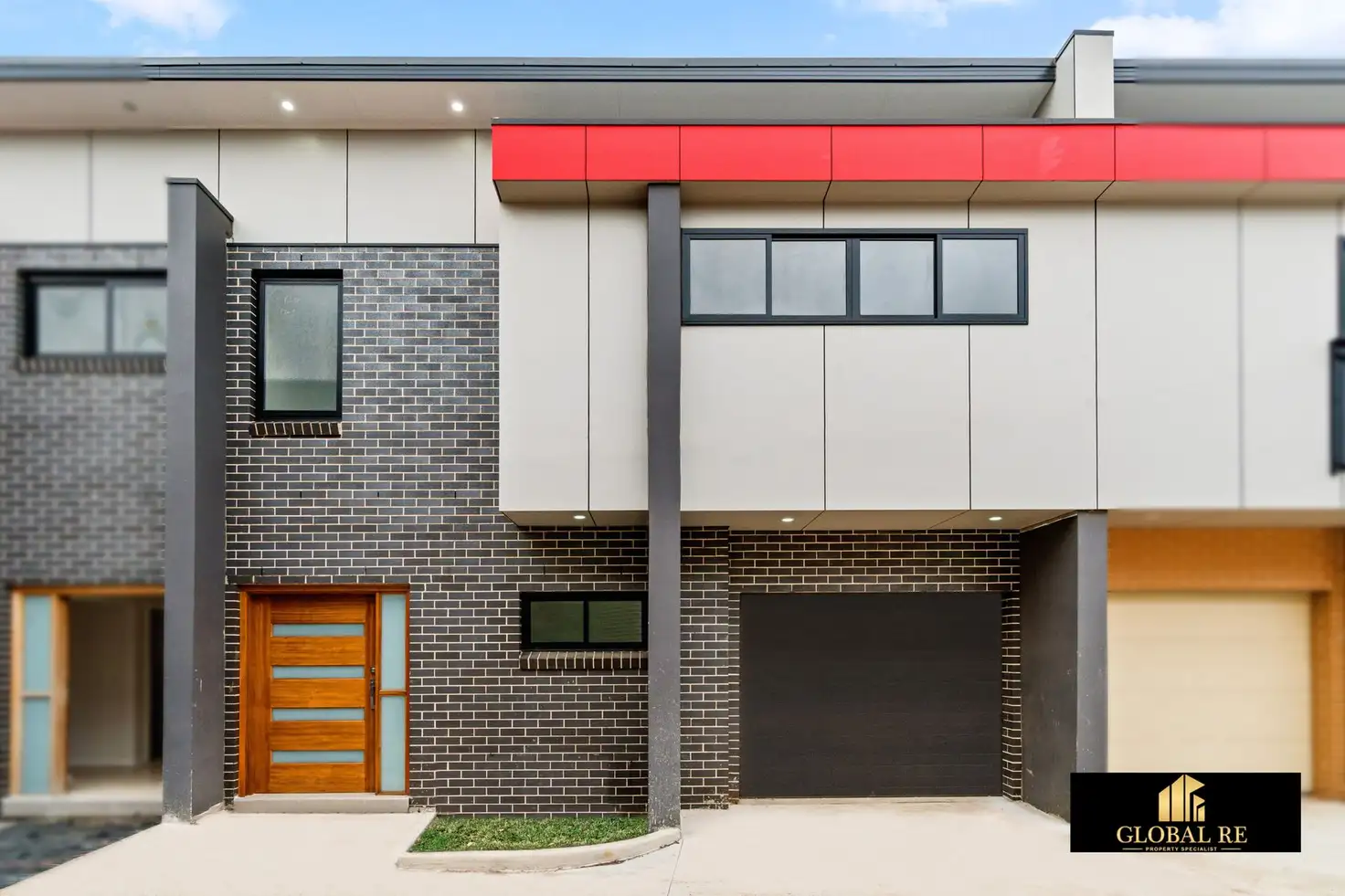 Main view of Homely townhouse listing, 11/10-12 Tobruk Ave, Liverpool NSW 2170