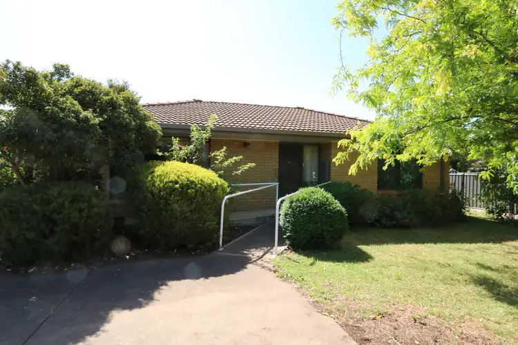 2/11 Jean Street, Maryborough VIC 3465
