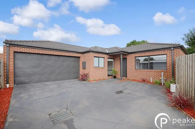 5a Wadsley Avenue, Pakenham VIC 3810