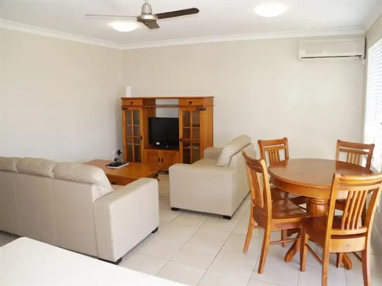 Fifth view of Homely semi-detached listing, 105 Zeller Street, Chinchilla QLD 4413