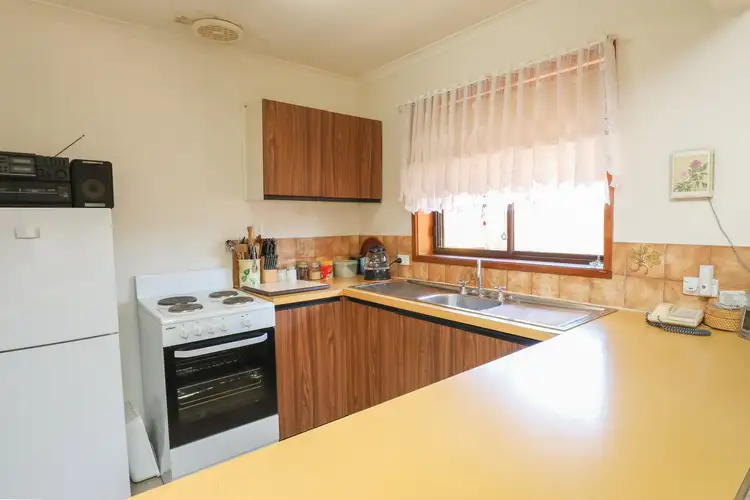 Fifth view of Homely unit listing, 2/76 Riverside Avenue, Mildura VIC 3500