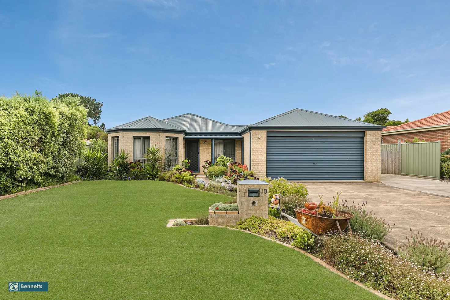 Main view of Homely house listing, 10 Golf Course Circle, Safety Beach VIC 3936