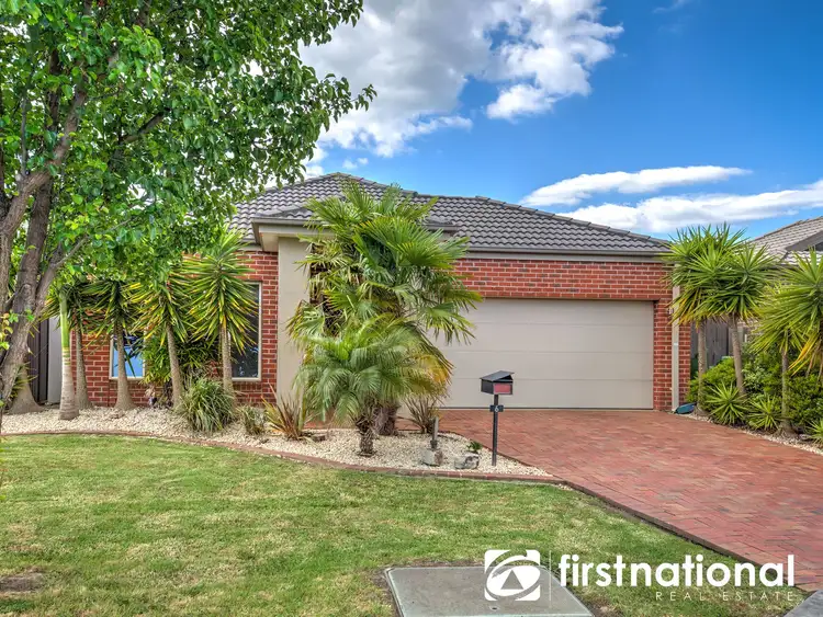 6 Parmentier Way, Pakenham VIC 3810