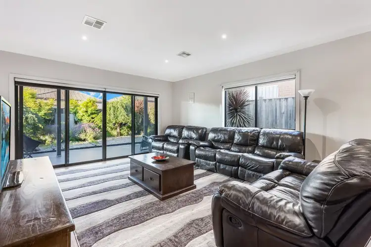 Fourth view of Homely house listing, 18 Glengarry Place, Craigieburn VIC 3064