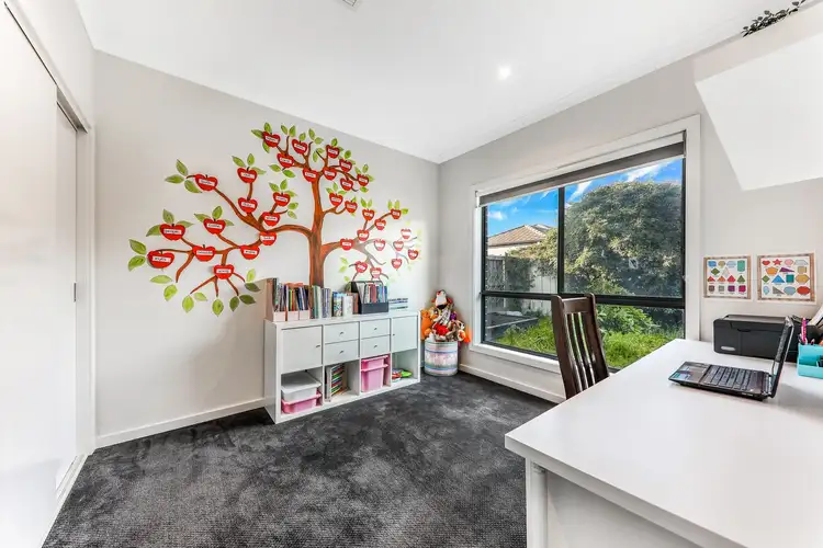 Sixth view of Homely house listing, 18 Glengarry Place, Craigieburn VIC 3064