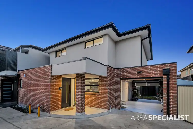 2/26 Oleander Street, Doveton VIC 3177