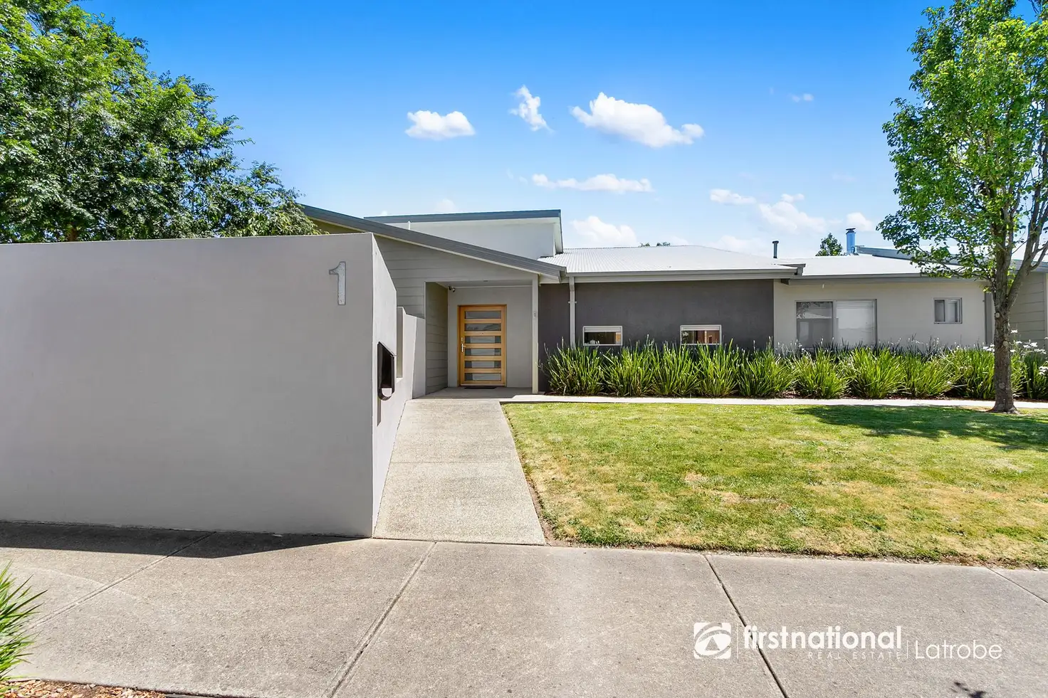 Main view of Homely house listing, 1 Hammersmith Circuit, Traralgon VIC 3844