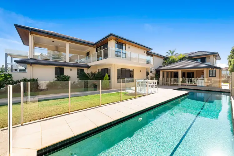 5 Condamine Drive, Sinnamon Park QLD 4073