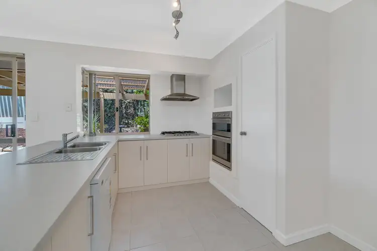 Sixth view of Homely house listing, 4 Kirkdale Turn, Kinross WA 6028