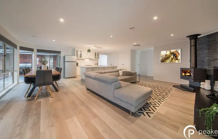 Second view of Homely house listing, 5 Conifer Court, Narre Warren South VIC 3805