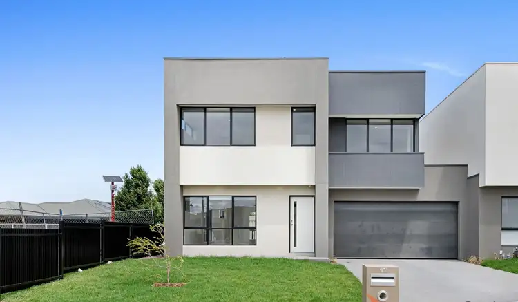 12 Regatta Drive, Craigieburn VIC 3064