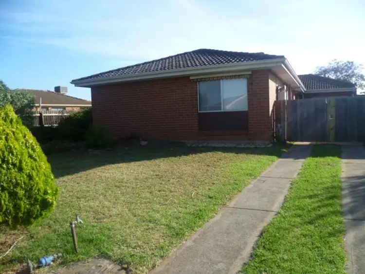40 Loyola Road