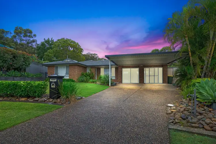 17 Nicole Close, Whitebridge NSW 2290