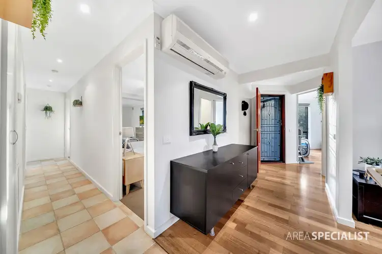 Third view of Homely unit listing, 1/8 Castlecrag Close, Endeavour Hills VIC 3802