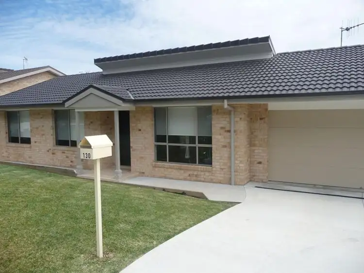 130 Kanangra Drive,