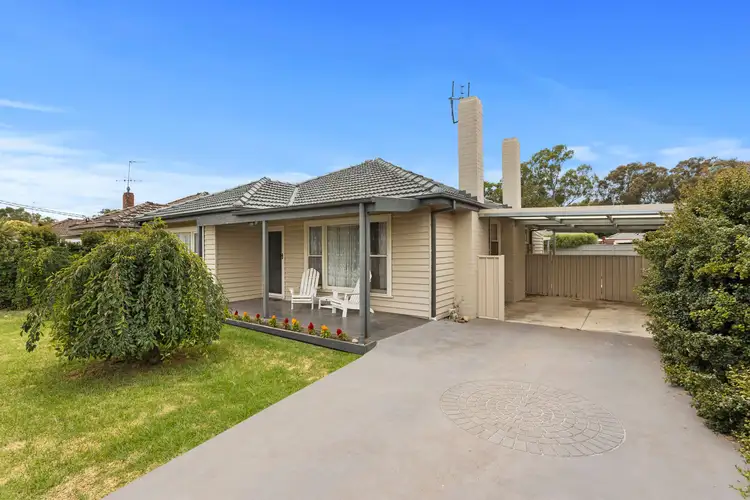 24 Neil Street, Kangaroo Flat VIC 3555