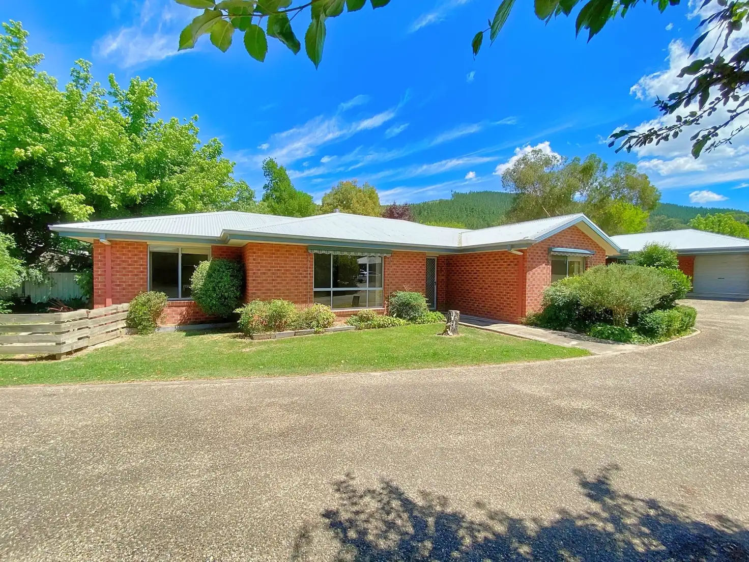 Main view of Homely townhouse listing, 1/27 Toorak Road, Bright VIC 3741