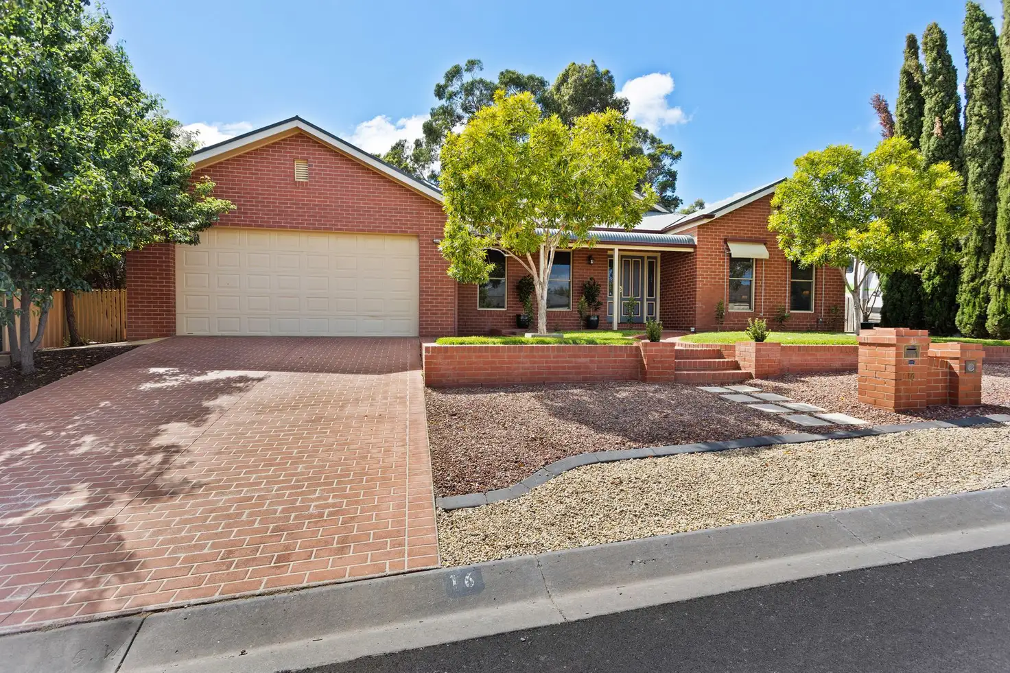 Main view of Homely house listing, 16 Isabella Grove, Strathdale VIC 3550