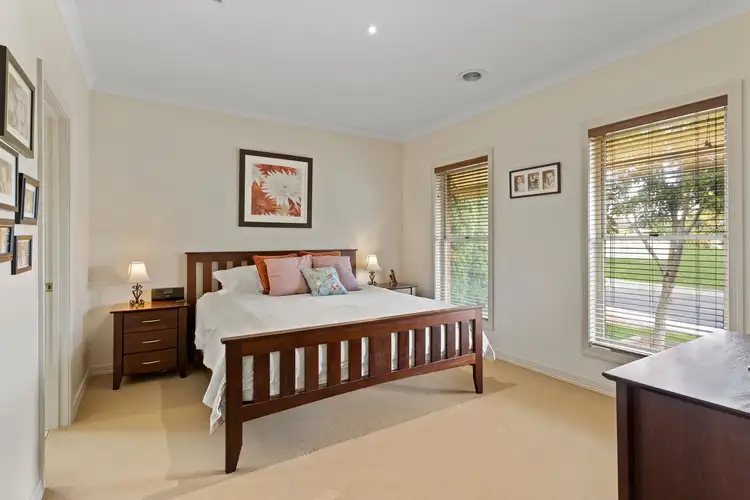 Second view of Homely house listing, 16 Isabella Grove, Strathdale VIC 3550