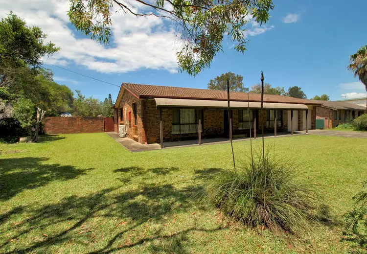 14 Prince Edward Avenue, Culburra Beach NSW 2540