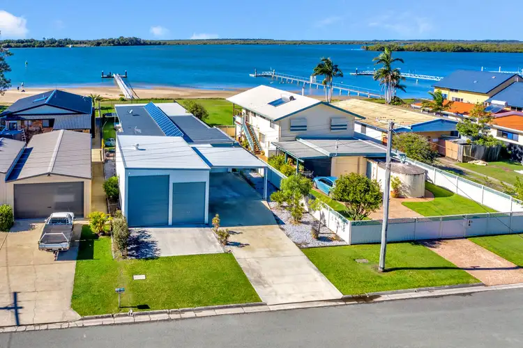 8 Warana Avenue, Steiglitz QLD 4207