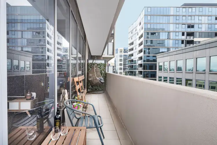 Fifth view of Homely apartment listing, 909/55 Queens Road, Melbourne VIC 3004