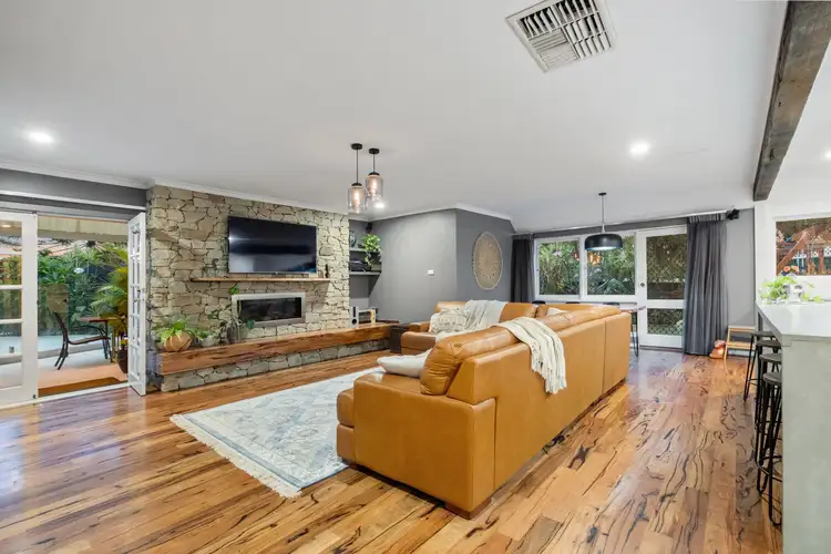 8 Oleander Way, Kallaroo WA 6025