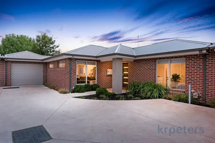 3/152 Duncan Drive, Pakenham VIC 3810