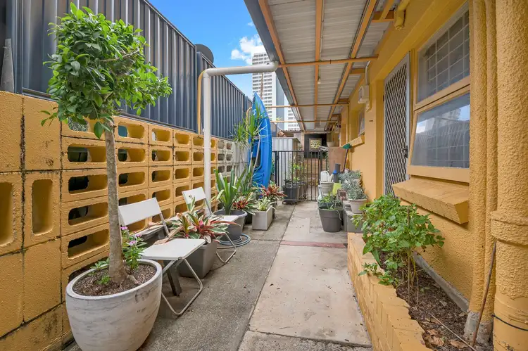 Fifth view of Homely townhouse listing, 3/29 Tarcoola Crescent, Chevron Island QLD 4217