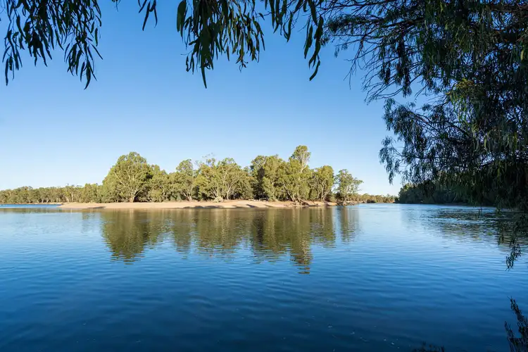 49A Blake Road, Iraak VIC 3494