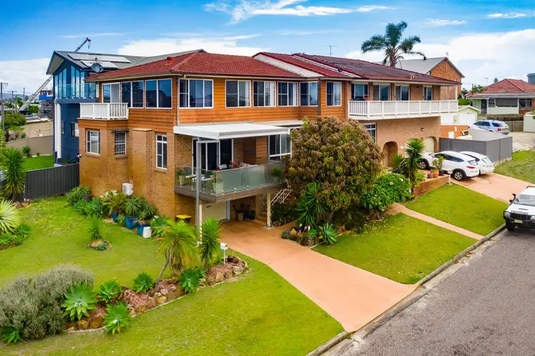 27 Currawong Street, Blue Bay NSW 2261