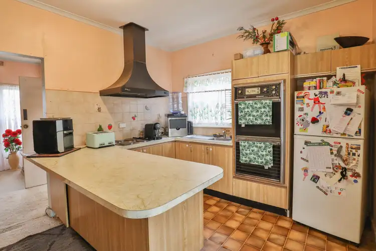 Sixth view of Homely house listing, 7 Loddon Avenue, Red Cliffs VIC 3496