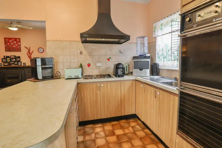 Seventh view of Homely house listing, 7 Loddon Avenue, Red Cliffs VIC 3496