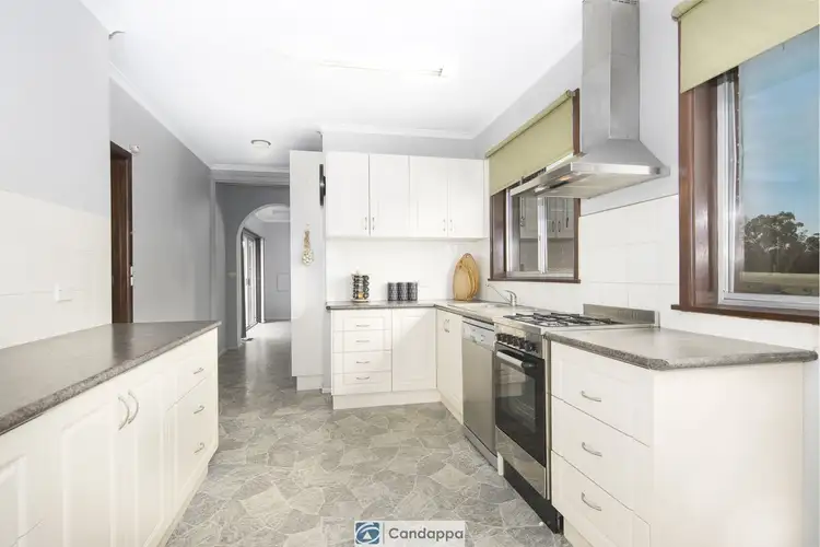 Sixth view of Homely house listing, 16 Sinclair Street, Warragul VIC 3820